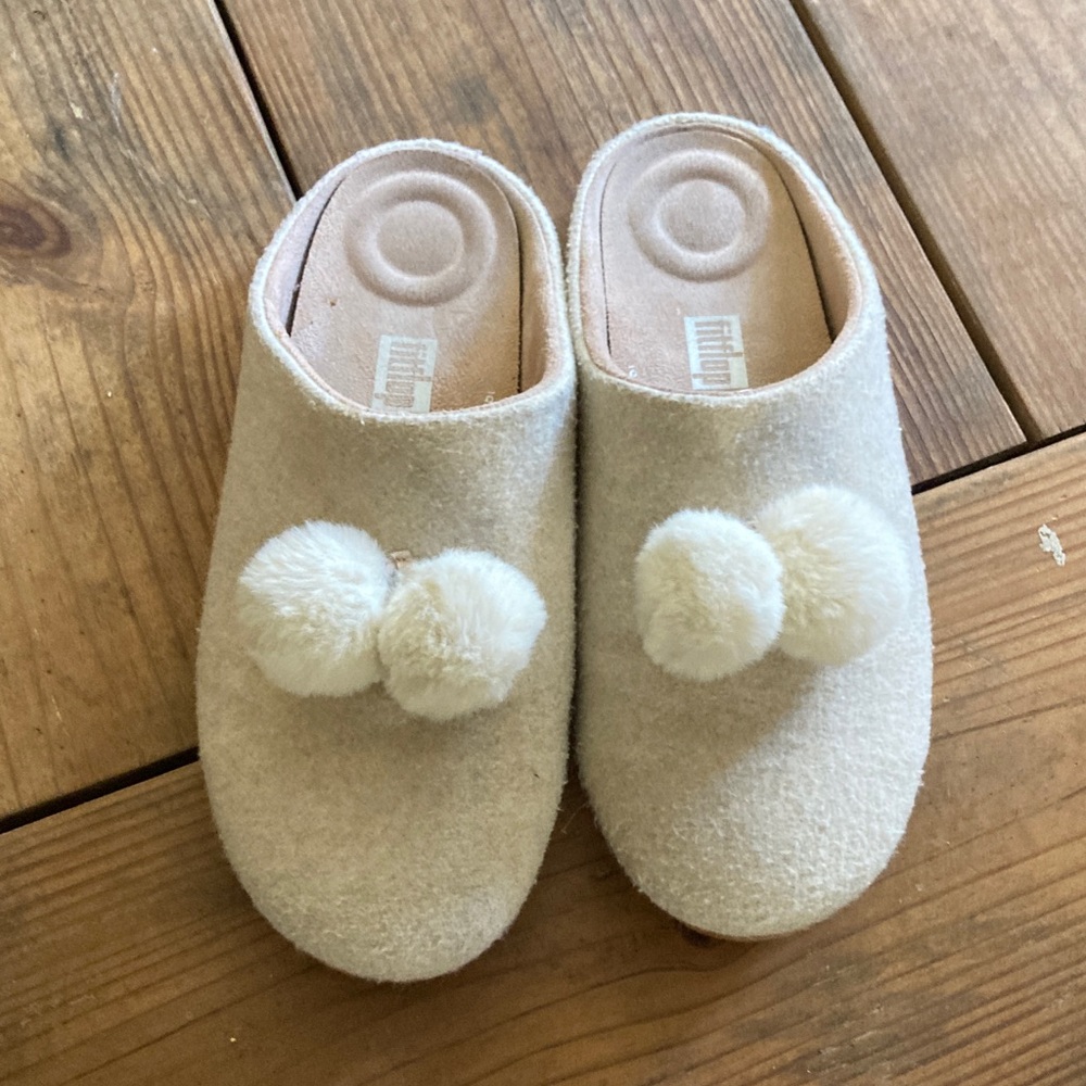Fitflop Cream Pom-Pom Slippers chrissie felt 6